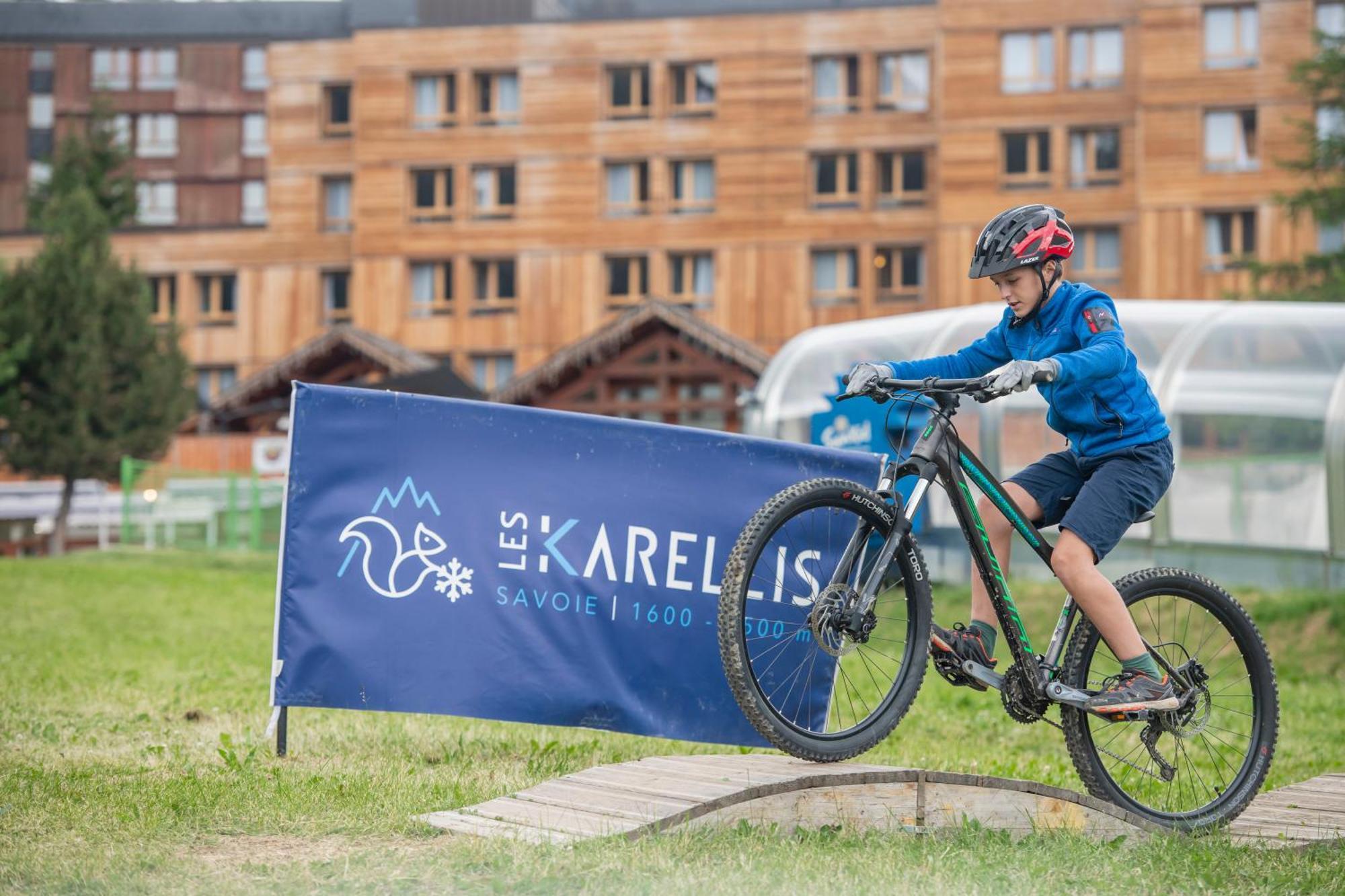 Villages Clubs Du Soleil - Les Karellis Montricher-Albanne Екстериор снимка